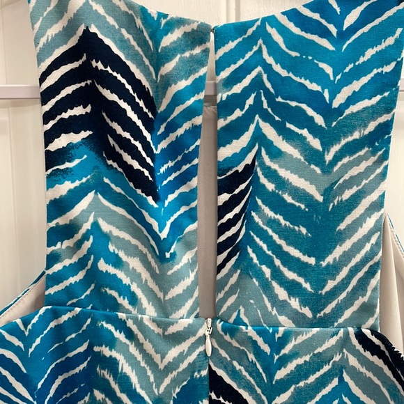 🦋TRINA TURK  blue zig zag dress.  10 - Picture 6 of 8